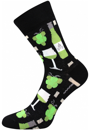 Thin cotton socks suitable for visiting a wine bar. one pair of socks in black and green for white wine lovers the second