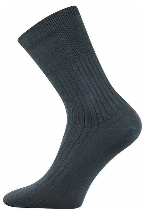 Medical socks with loose hem