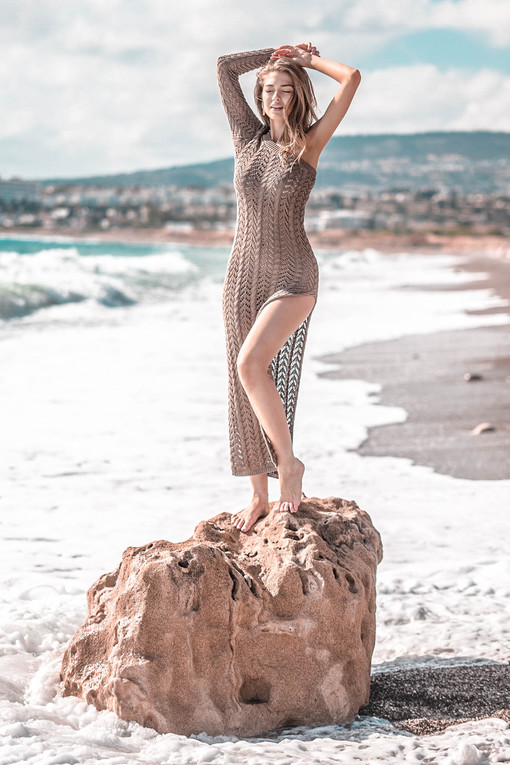 Summer knitted dress with exposed shoulder