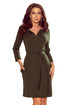 Solid colour elegant dress with sleeves
