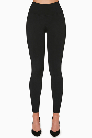 Women's slimming leggings shaping the figure made of highly flexible SQUEEZE material, which shapes the figure strong