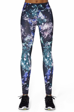 Women's sports leggings with modern print made of functional, breathable ARCHROMA material with increased ability to wick