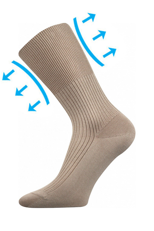 Medical socks with loose hem