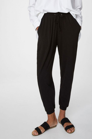 Women's solid colour bamboo sweatpants English brand Thought organic product sustainable fashion bamboo fibres certified