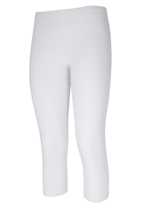 Women's cotton 3/4 leggings. smooth material, comfortable to wear 3/4 length classic leggings cut for versatile use highly