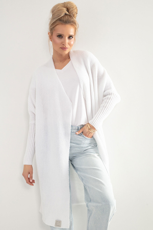 Long knitted women's cardigan loose fit with wool pleasant and soft various colours narrower patches on sleeves dropped