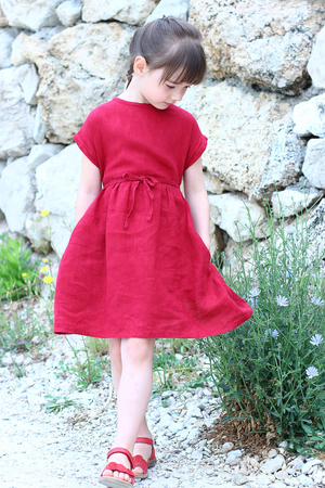 The original Lotika girls' dresses are designed and sewn in our region with love for nature and children. Your little girl
