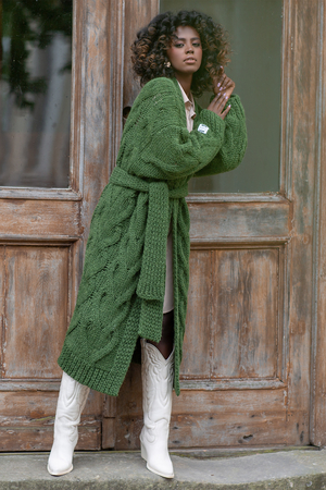 Chunky knit long knit cardigan - coat with wool and alpaca V-neckline balloon sleeves belt tie no fastening no pockets below