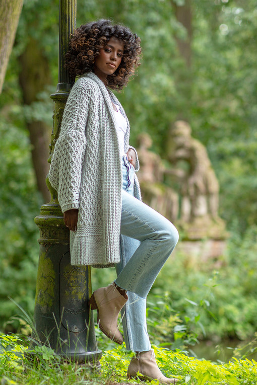 Knitted loose cardigan with wool and alpaca