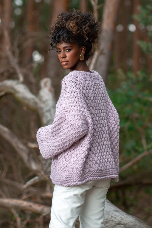 Women's knitted sweater with wool