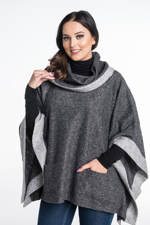 Wool poncho with pockets