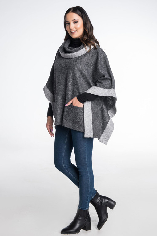Wool poncho with pockets