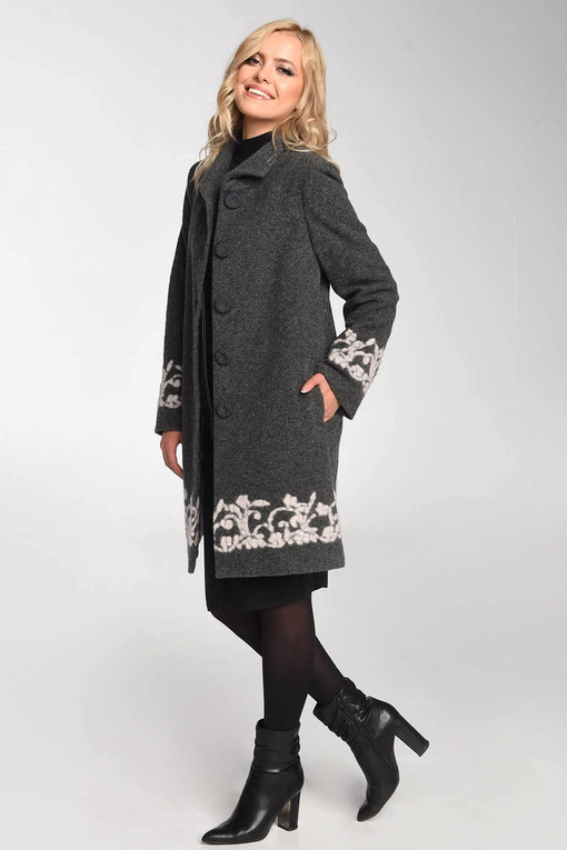 Elegant wool coat