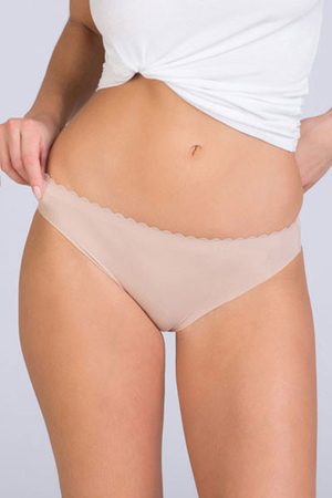 Women's cotton panties 2 pack from the French brand DIM laser cut edges flat seams top edge scalloped double gusset