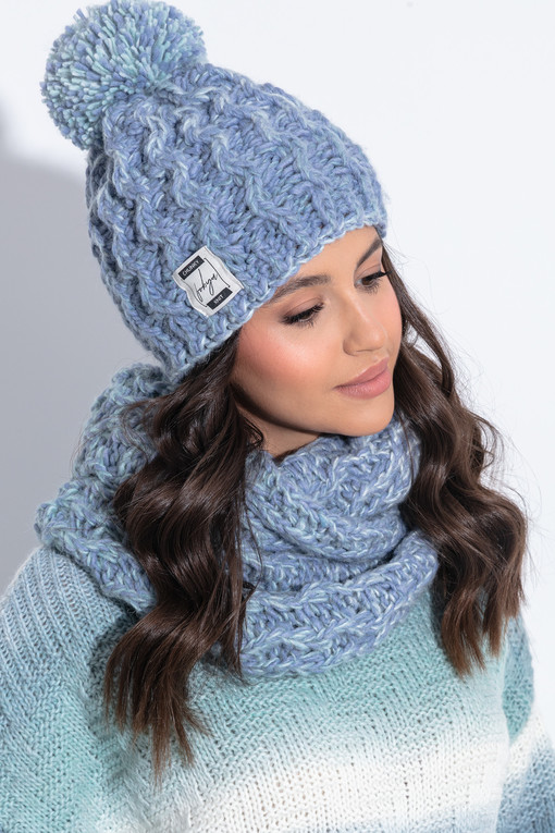 Winter wool cap with scarf