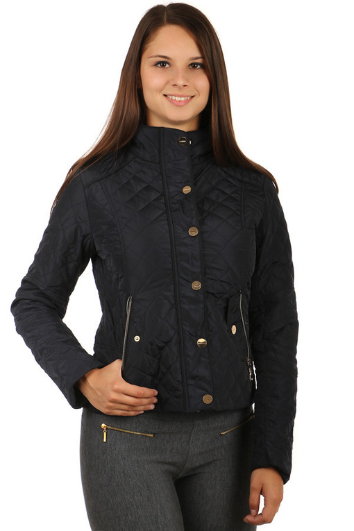 Women's quilted jacket with patents