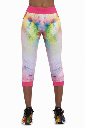 Functional three-quarter leggings fully opaque for all types of sports looser fit with coloured reinforced hems with pockets