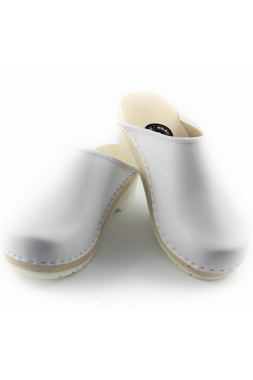 Clogs for healthy walking