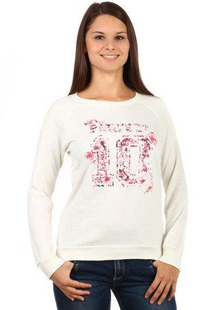 Stylish sweatshirt with print. Long sleeves. Material: 100% cotton.