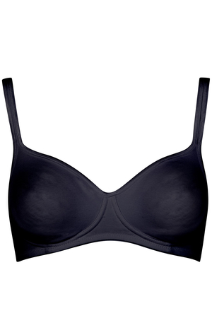 Women's comfortable bra without underwire by Italian brand Cotonella. monochrome bra suitable even under tight-fitting