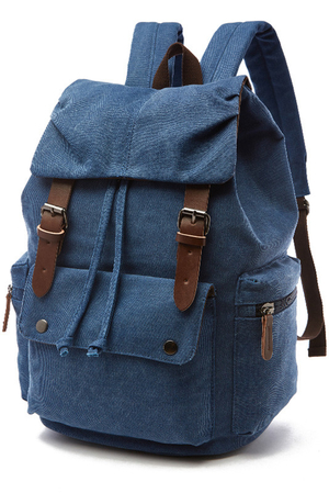A larger waterproof canvas backpack for your wanderings around the world. with lining two inner, freely accessible pockets