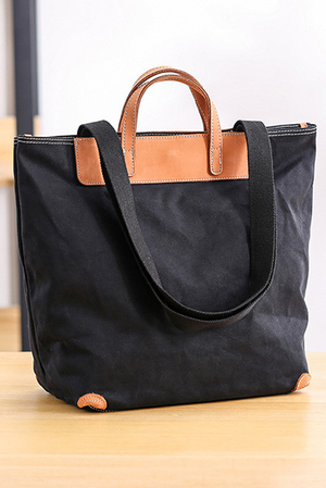 Minimalist canvas bag with leather details not only for casual wear internal zipped pocket two internal freely accessible