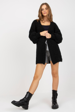 Cool cardigan without fastening long sleeves cuffed sleeves without pockets knitted in a subtle pattern monochrome warm -