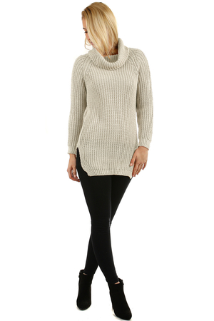 Women's sweater warm turtleneck sweater ribbed coarse knit monochromatic longer cut on the sides it has decent slits pleasant