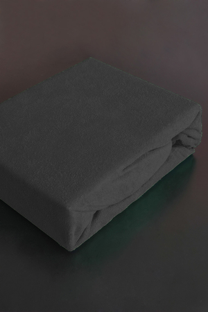 Terry bed sheet is pleasant to the touch and warm, suitable for year-round use. Material: 80% cotton, 20% polyester