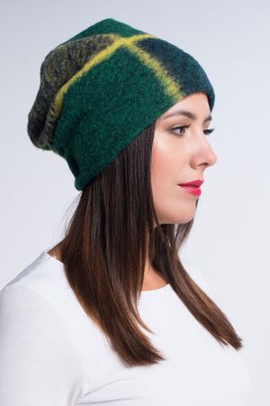 Colour 100% wool cap double brim stitching in the hem for extra stretch stripes at the back of the neck cube pattern warm,