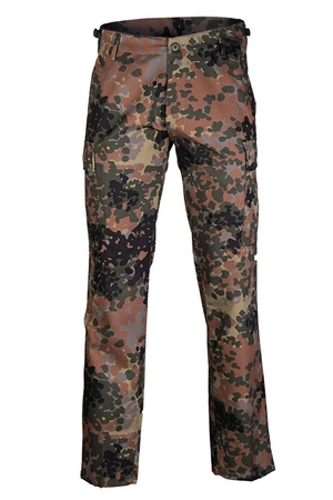 Men's camouflage long trousers button fastening 2 front patch pockets 2 back buttoned pockets with flaps 2 large patch