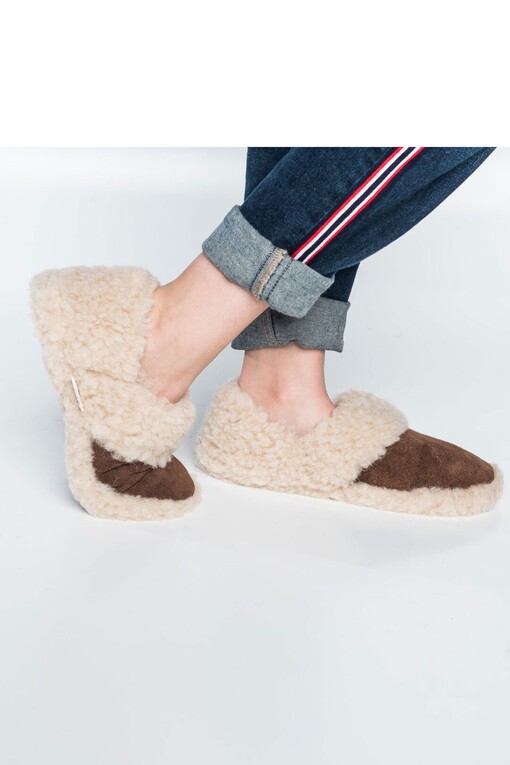 Sheep wool slippers - brown