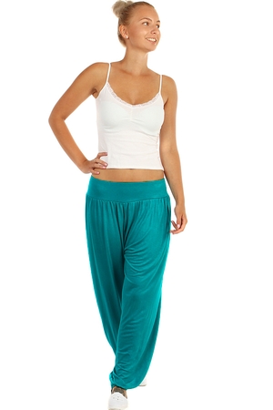 Solid color ladies harem pants, lightweight material. Suitable for summer. Material: 95% viscose, 5% elastane. Import: Italy
