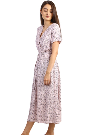 Women's long summer dress with floral pattern in romantic retro style V-neckline short sleeves waist is higher with elastic