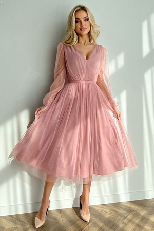 Lightweight dress with shimmering tulle: fabulously lightweight fine tulle on the surface styled balloon sleeves finished