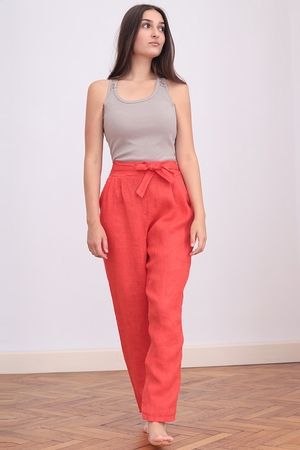 Comfortable linen trousers: monochrome with pockets striped elasticated waistband at the back no fastening sewn-in waistband