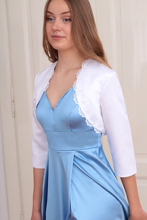 Romantic ladies bolero: available in three color options with three-quarter sleeves glossy from double layer satin lined with