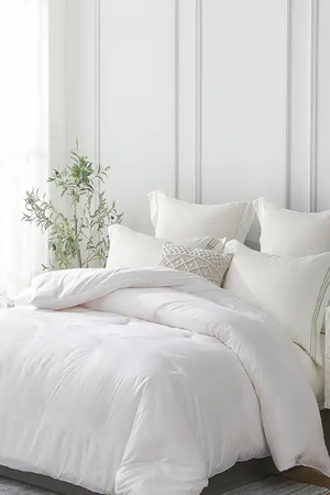 Atena duvet suitable for year-round use: pleasant and soft to the touch fluffy filling that does not burden the body while
