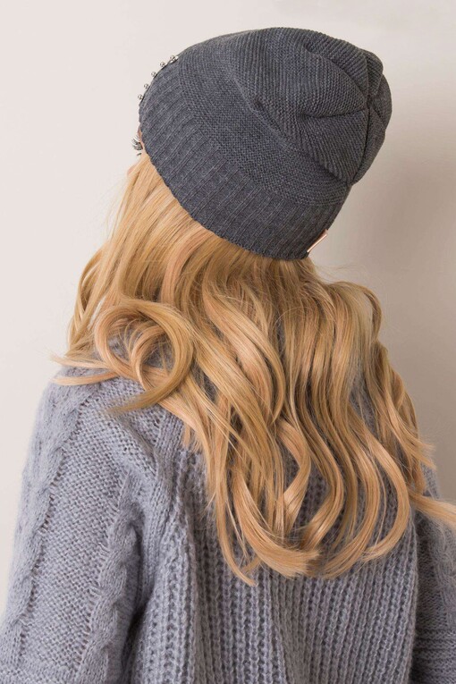 Stylish cap with wool