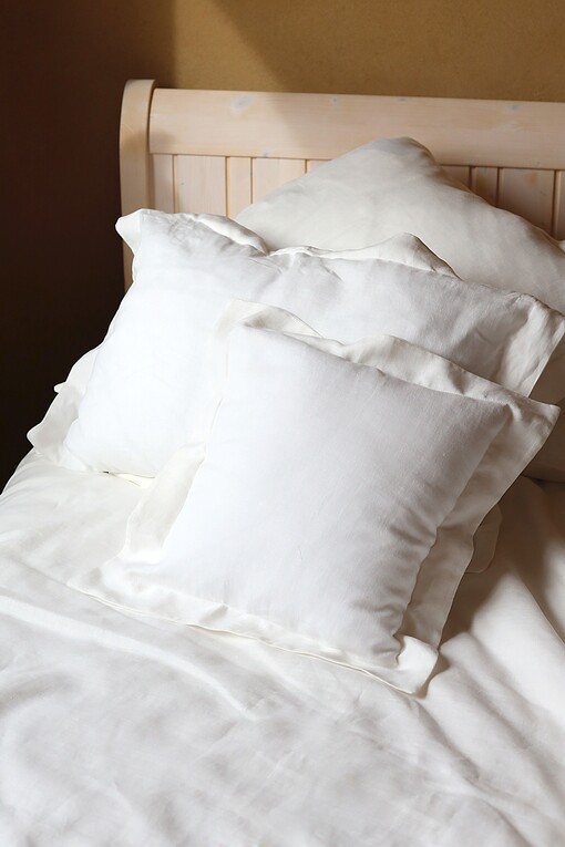 Large 100% linen pillowcase with border 50x70 cm