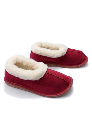 Warm blankets for health and home well-being brushed leather upper lamb in the inner part sole with anti-slip profile