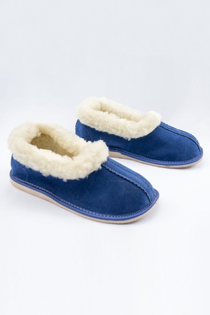 Warm blankets for health and home well-being brushed leather upper lamb in the inner part lamb hem sole with anti-slip